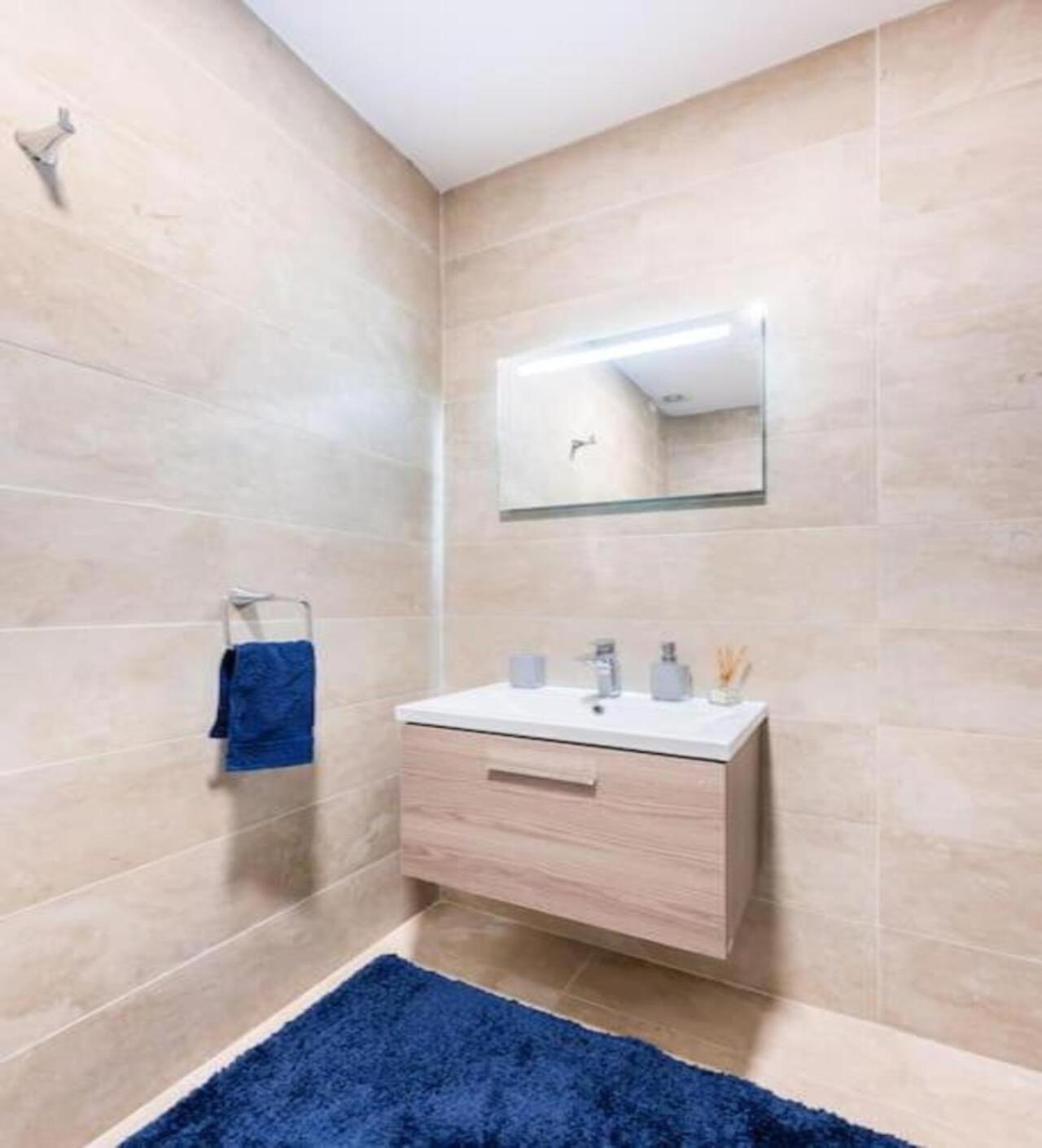 Sea View Luxury Apartment Brand New In Valletta Bagian luar foto