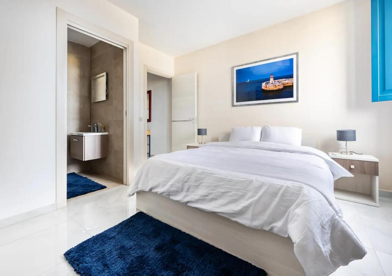 Sea View Luxury Apartment Brand New In Valletta Bagian luar foto
